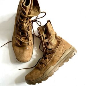 Nike Light Brown Athletic Shoes